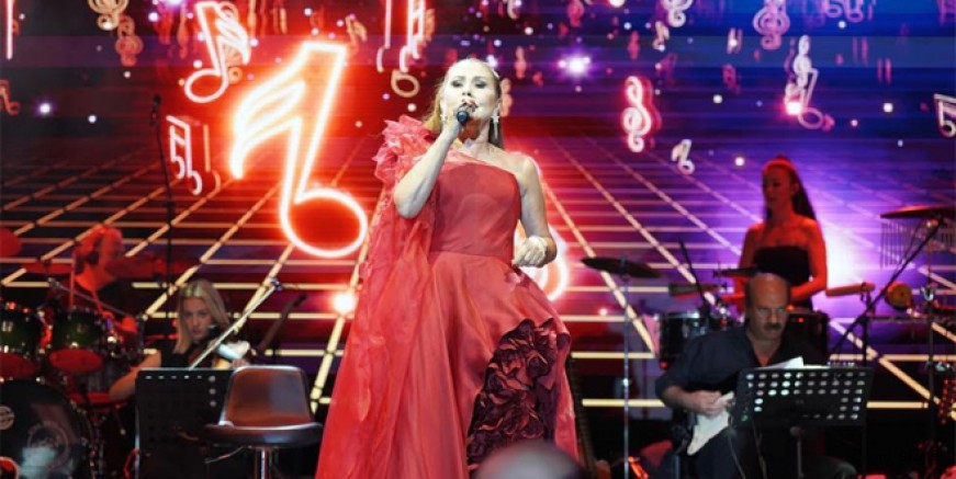 Kartal’da 30 Ağustos coşkusu Nilüfer ile doruğa çıktı