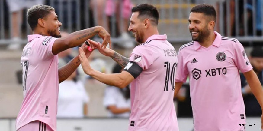 Lionel Messi bu kez uzaktan avladı