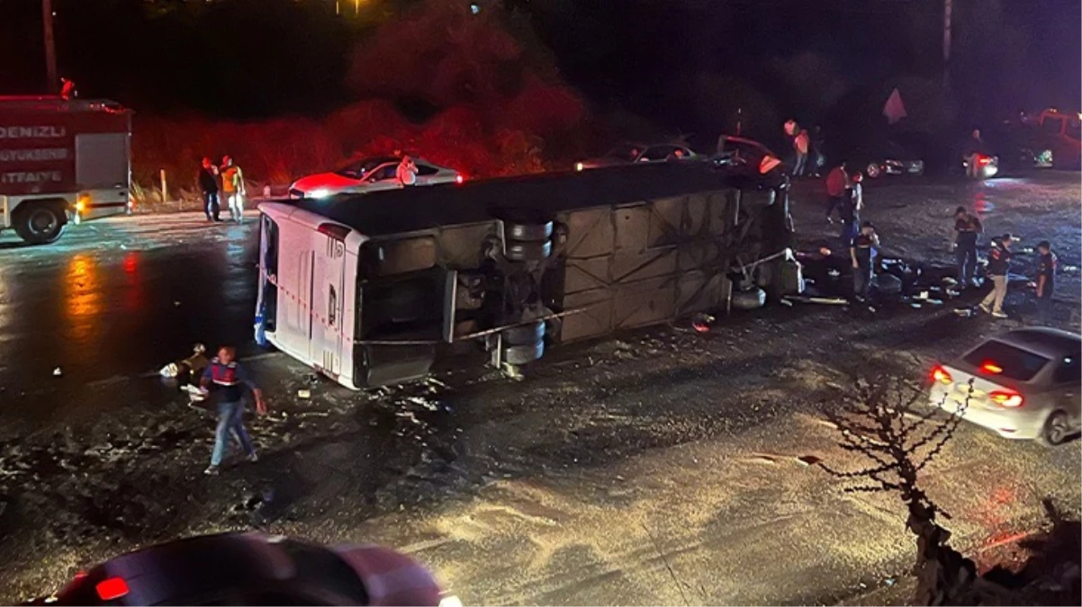 Denizli’de zincirleme trafik kazası: 3 ölü, 50 yaralı