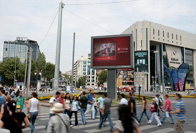 Esnaf isyanda! İflas eden Ankara'daki Kızılay AVM'nin yarın itibarıyla elektriği de kesilecek