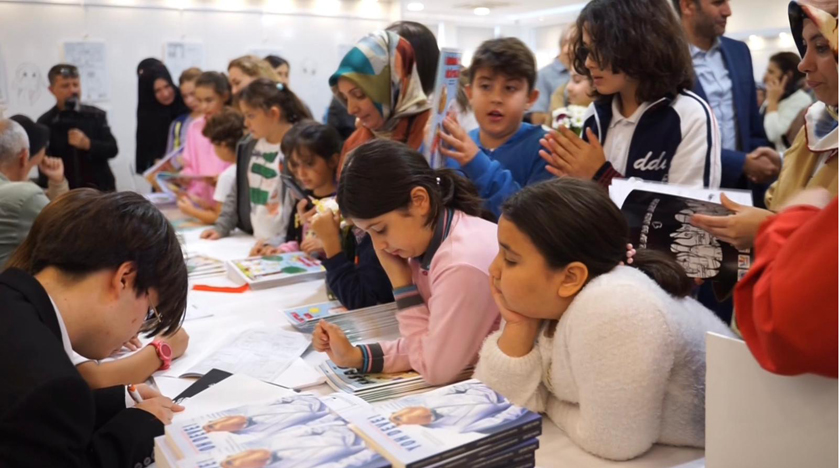 Çizgi Roman Okulu çocukların hayal gücünü sergiye taşıdı