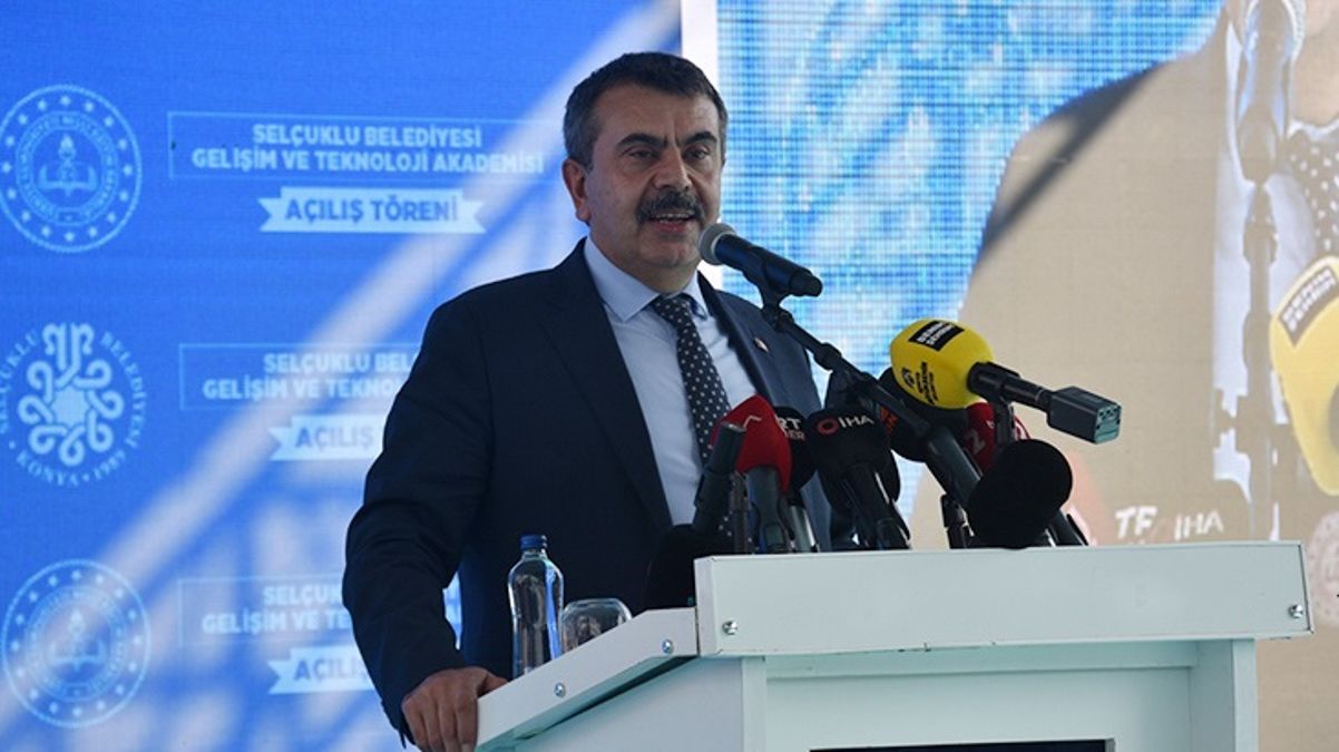 Bakan mülakat tartışmalarına son noktayı koydu