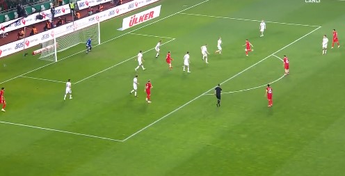 Fitili eteşledi! Yunus Akgün'den Premier Lig golü