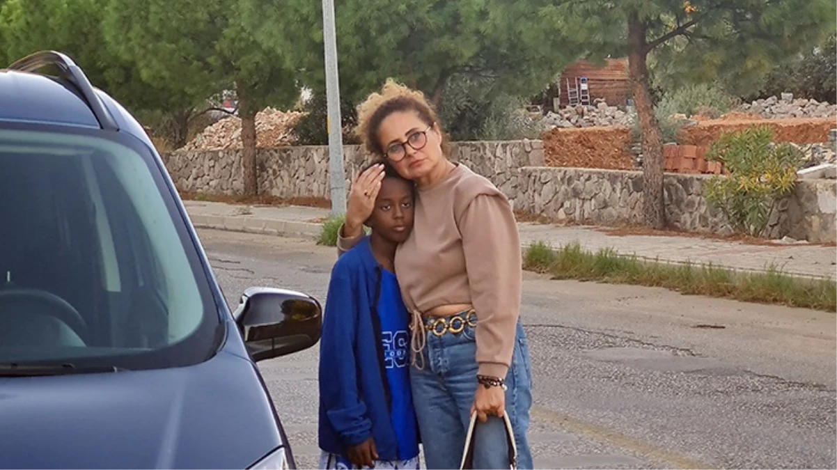 Oyuncu Esra Akkaya oğluyla birlikte ölümden döndü