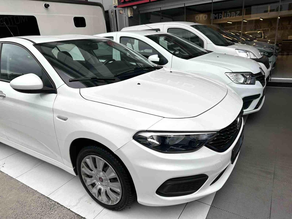 İkinci el otomobil fiyatları yüzde 20 düştü