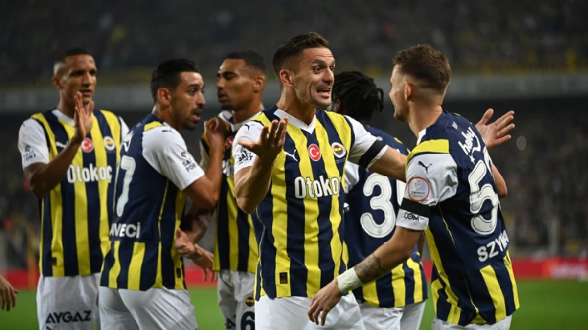 Fenerbahçe Süper Lig tarihine geçti