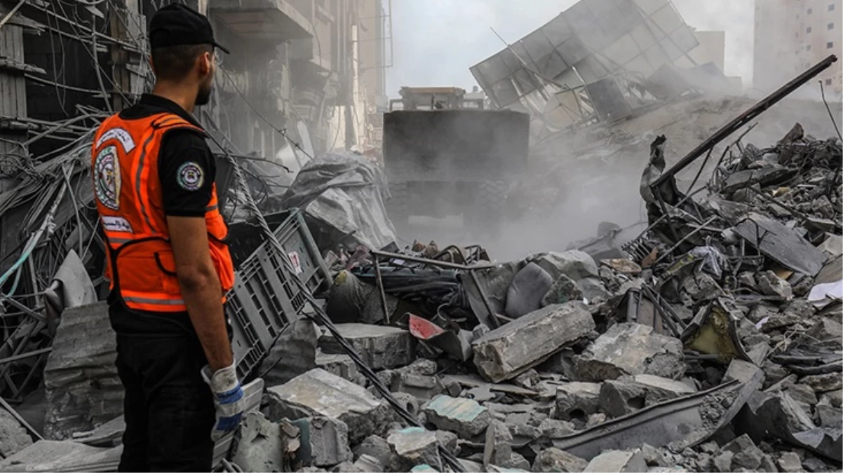 İsrail dünya duymasın diye interneti de kesiyor!