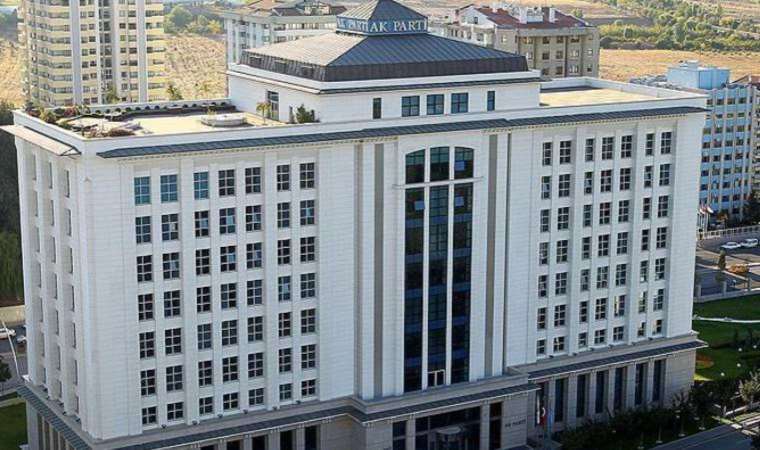 AK Parti’nin aday anketi teşkilatı karıştırdı