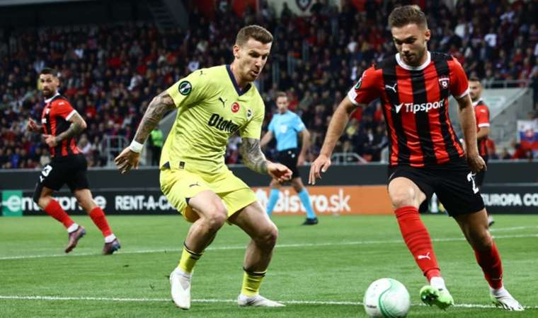 Serdar Aziz bıçak altına yattı