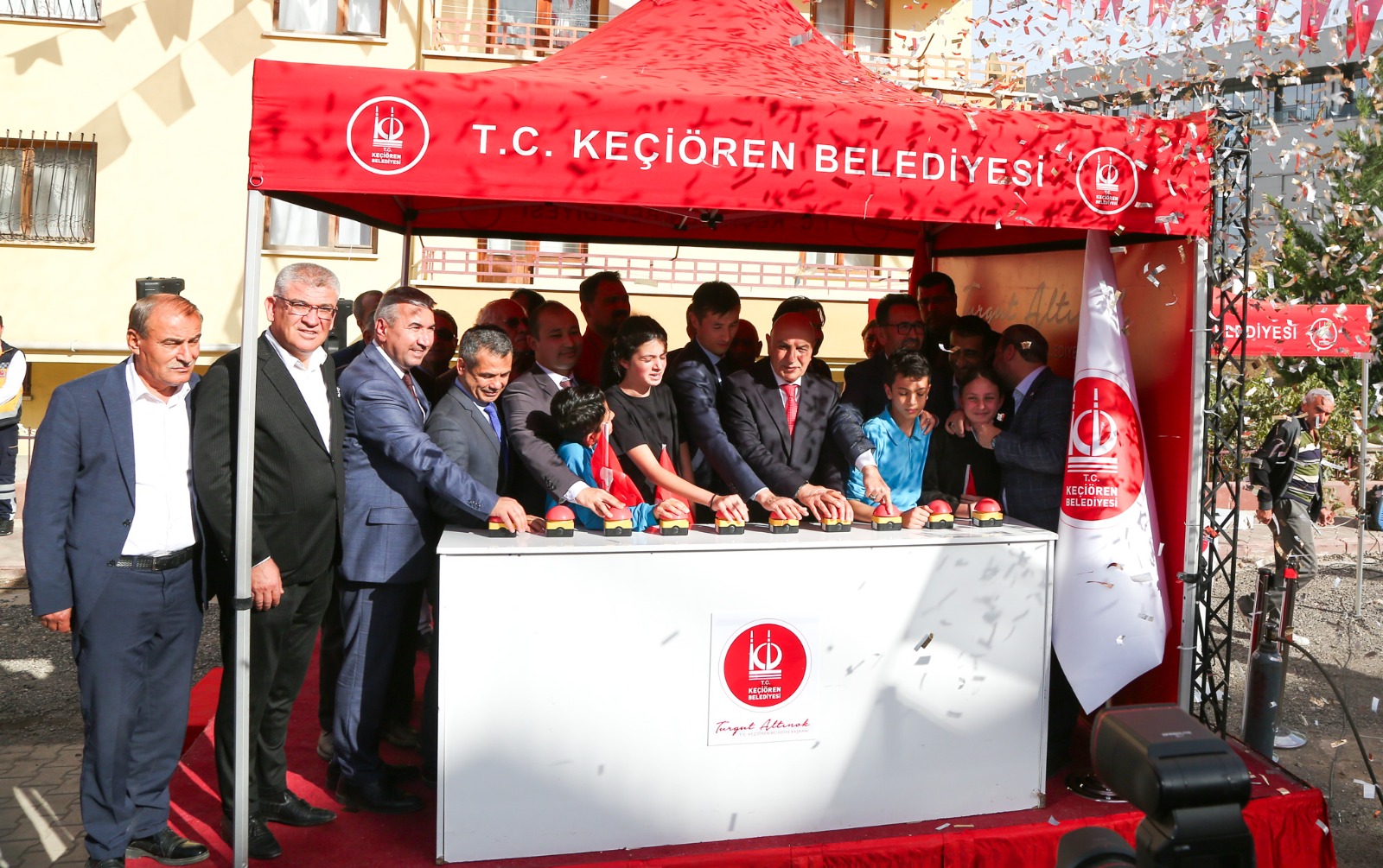 Keçiören’de Atatürk 100’üncü yıl kapalı spor salonu’nun temeli atıldı