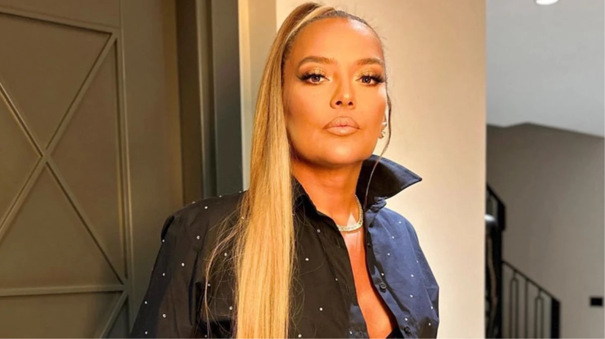 Demet Akalın’dan Türk bayrağı tepkisi