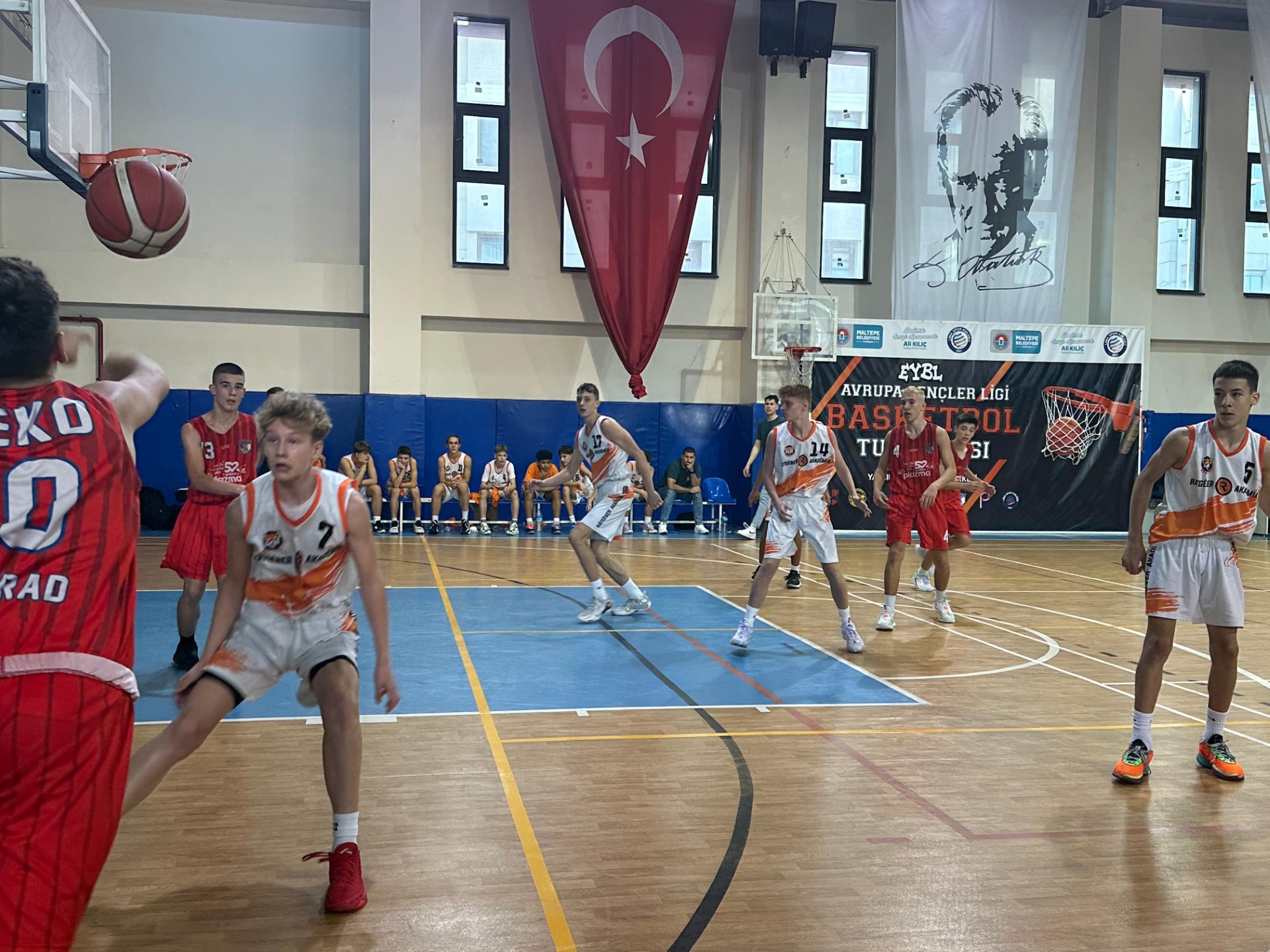 Avrupa’nın genç basketçileri Maltepe’de