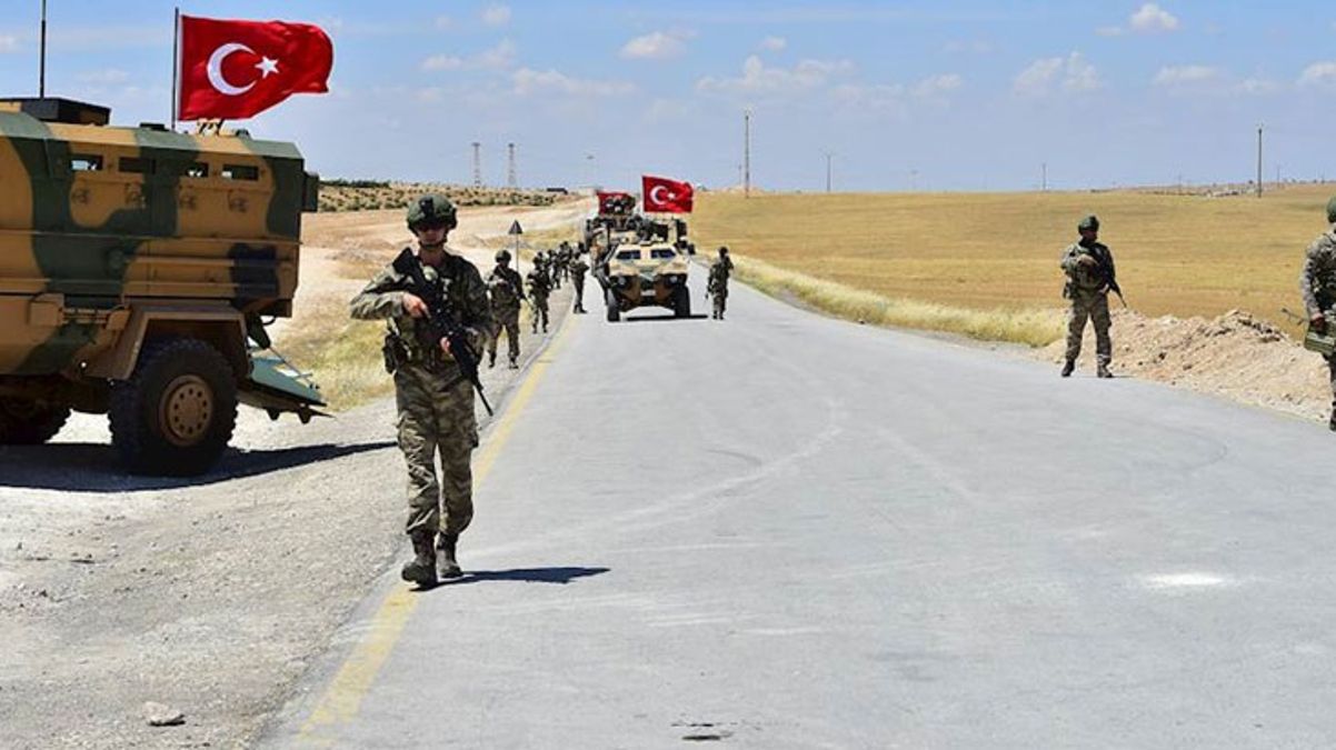 Türk askerinin Lübnan ve Orta Afrika’daki görev süresi uzatıldı