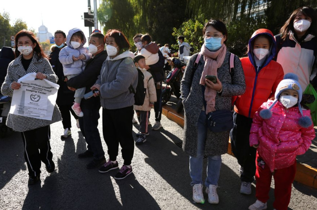 Gizemli salgın Çin'i esir aldı! Koronadan sonra hastaneler bu kez zatürre benzeri hastalık nedeniyle dolup taştı