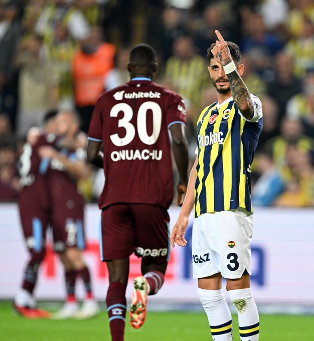Son Dakika: Fırtına sert esti! Fenerbahçe, sahasında Trabzonspor'a 3-2 yenildi