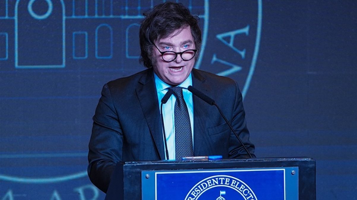 Arjantin’in yeni lideri aşırı sağcı Milei oldu