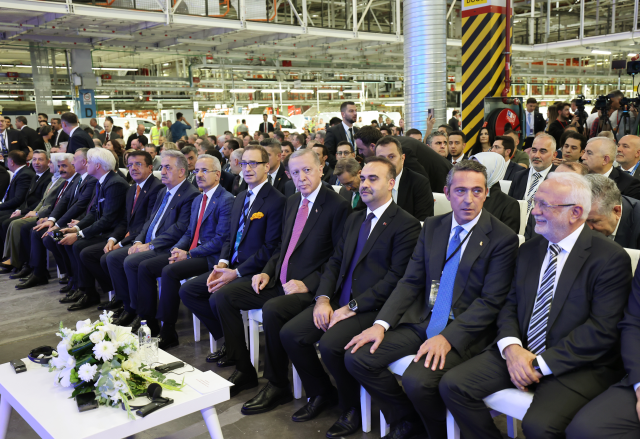 Cumhurbaşkanı Erdoğan Ford Otosan açılışında: Geleceğin fabrikası unvanını hak ediyor