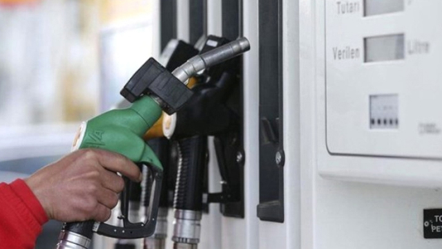 Petrol fiyatları son 4 ayın en düşük seviyesinde! Akaryakıta indirim göründü