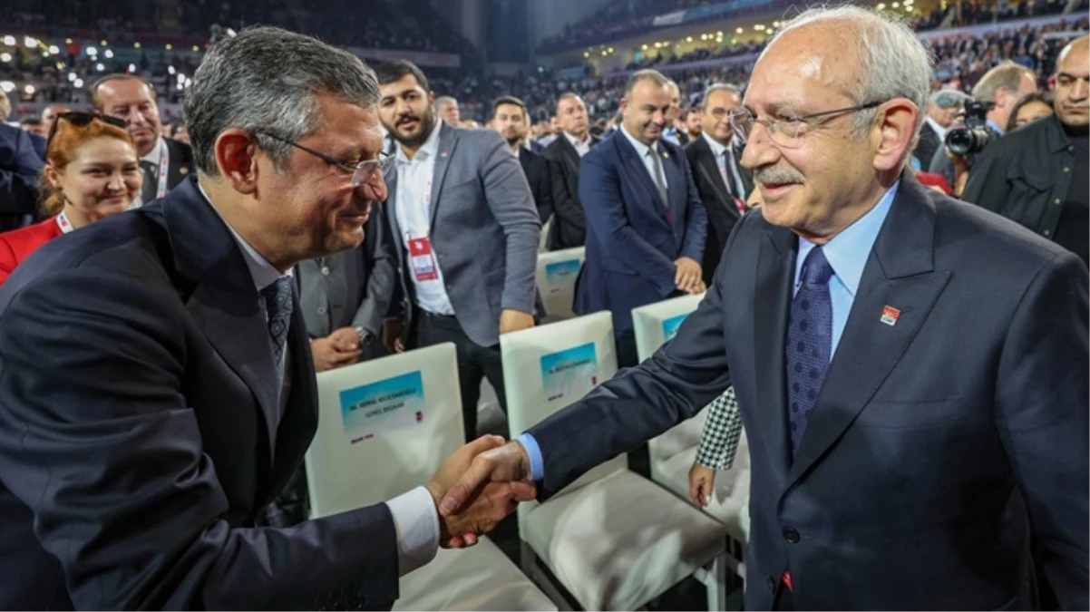 Kurultayda yaşanan 2 olay CHP tarihine geçti