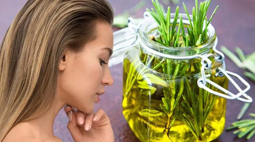 Saç diplerini egzamadan arındırıyor!