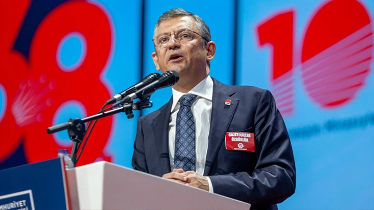 CHP’nin 8. Genel Başkanı Özgür Özel oldu