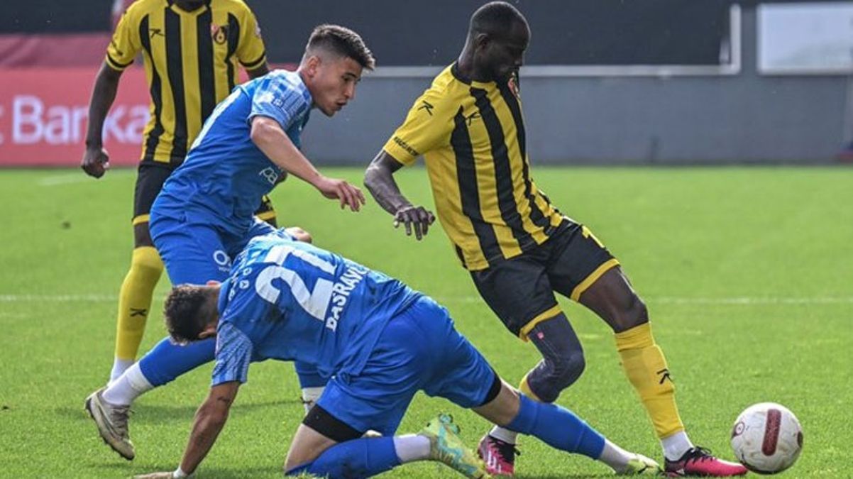 İstanbulspor 3. Lig takımı Kepez Belediyespor’a elendi