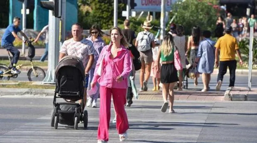 İşte Türkiye’de ikamet izni ile yaşayan yabancıların sayısı!