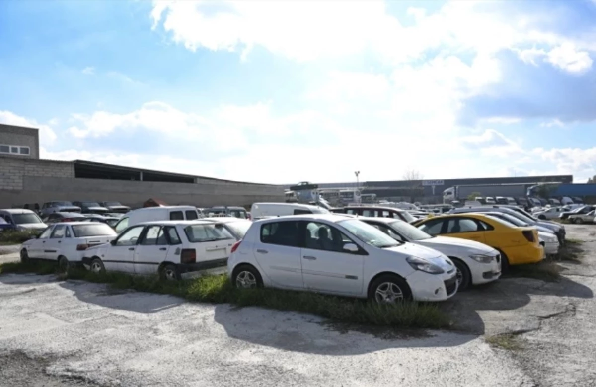 6 ay içinde alınmayan araçlar satışa çıkacak