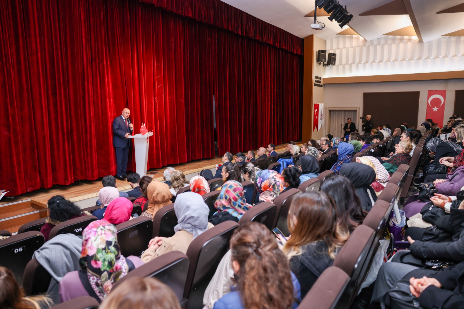 Keçiören Belediyesi kadın hakları için harekete geçti