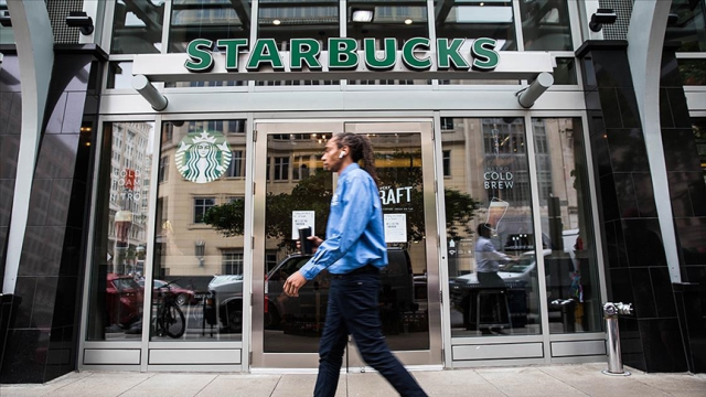 Starbucks'ın piyasa değeri 20 günde 12 milyar dolar azaldı
