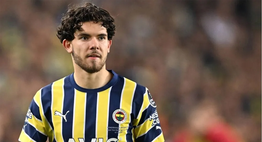 Dünyanın en iyi sol bek listesinde Türk isim!