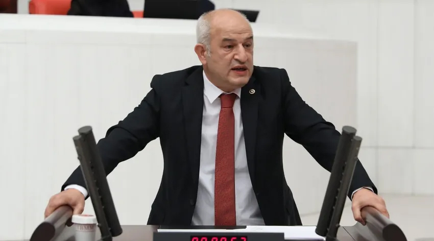 CHP’li Ali Fazıl Kasap Saadet Partisi’ne geçti