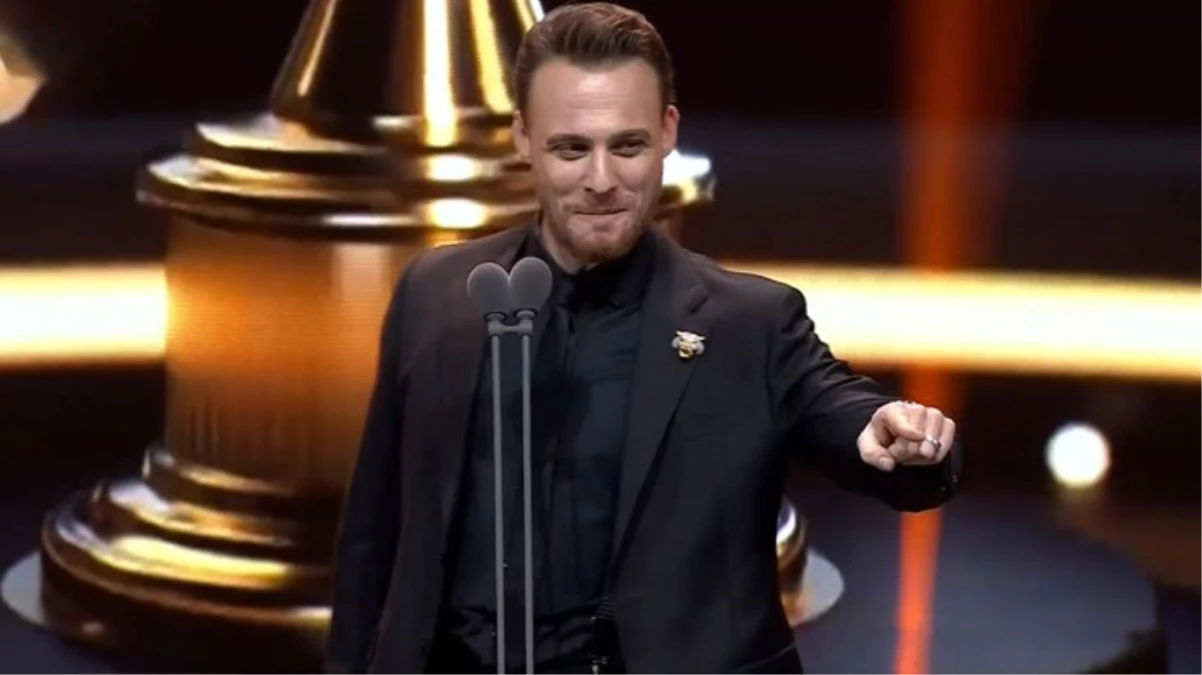 Altın Kelebek’te ödül alan Kerem Bürsin sahnede konuşamadı