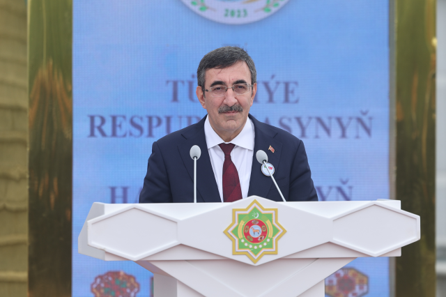 Türk müteahhitler, Türkmenistan'da bugüne kadar 51 milyar dolar değerinde proje üstlendi