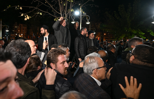 Özel'den şehit cenazesindeki provokasyonla ilgili açıklama: AK Parti'ye yakın isimler telefonla arayıp uyarmıştı