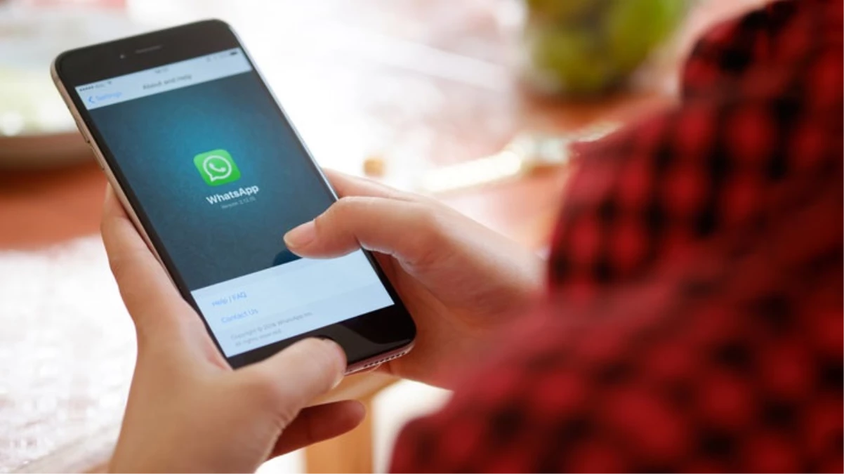 Fransa memurların WhatsApp’ı kullanmasını yasakladı