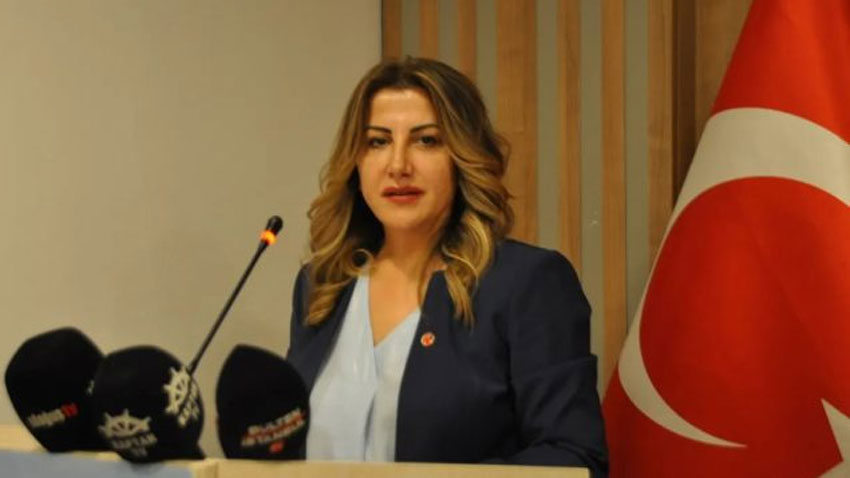 Av. Gülşen Neşe Büklü Çokyiğit ‘Müsadenizle Beyler’