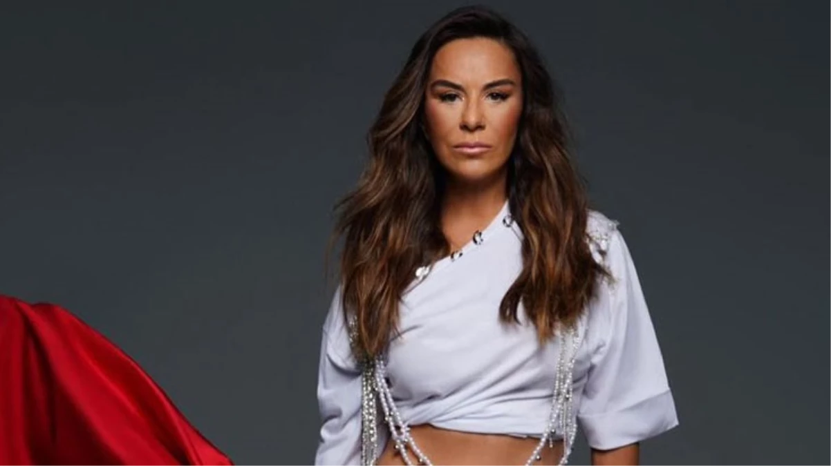 Oyuncu Filiz Taçbaş başkan aday adayı oldu