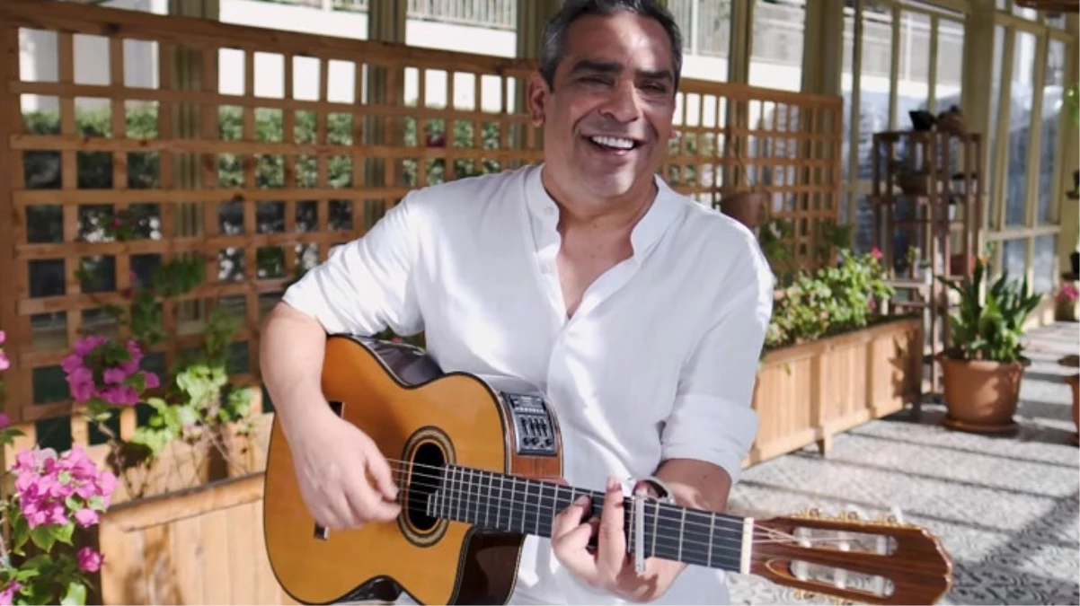 Sanatçı Ege 28 yıl sonra aynı şarkıyı seslendirdi