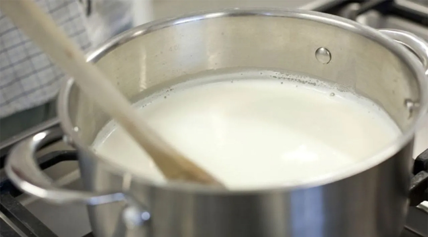 Süt pişirirken ceviz ekleyince ne olur?