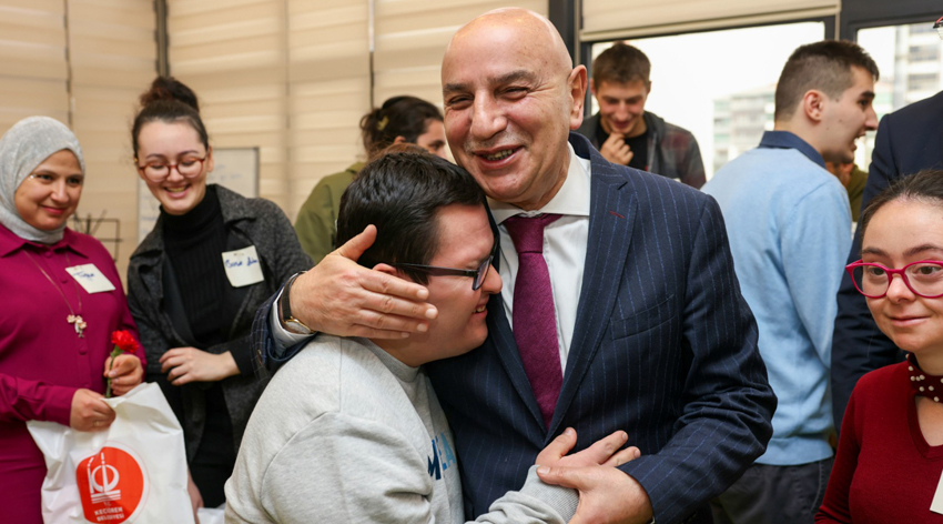 Başkan Altınok Keçiören’de özel bireylerle buluştu