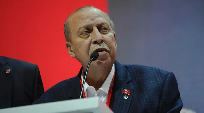 Eski Bakan Yaşar Okuyan hayatını kaybetti!