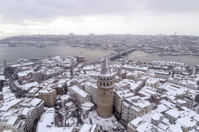 İstanbul'a kar geliyor! AKOM saat vererek uyardı