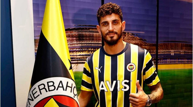 Taraftarın baskısına daha fazla dayanamayan yıldız futbolcu Fenerbahçe'den ayrılıyor