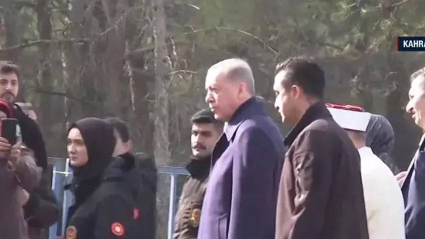 Erdoğan Kahramanmaraş’ta: Vatandaşların mezarlarını ziyaret etti!