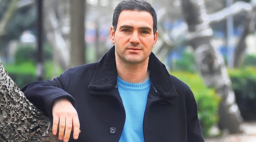 Mesut Çakarlı kimdir ?