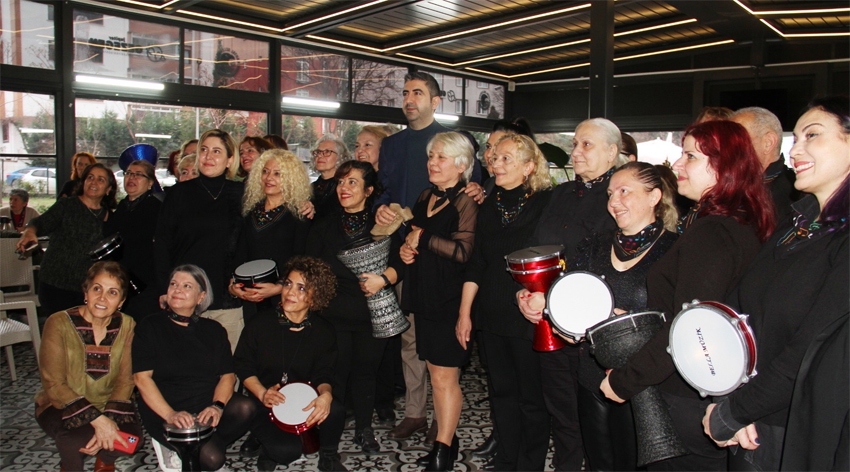 Gökhan Yüksel sanata gönül veren Kartallılarla buluştu