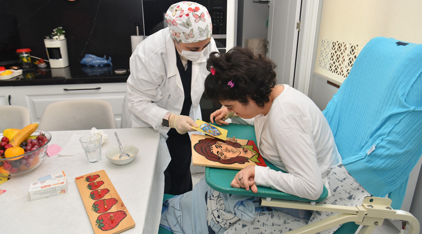 Şadi Yazıcı’dan Tuzla’da 125 bin vatandaşa evde sağlık hizmeti