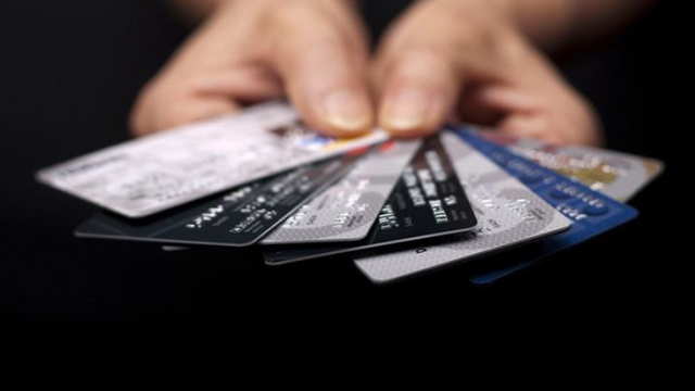 Kredi kartından nakit avans çekim faizi yüzde 5'e çıkarıldı