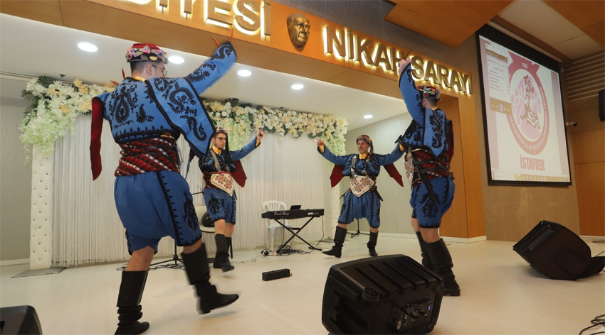 Başkan Gökhan Yüksel Afyonkarahisarlılar Kültür Şöleni’ne katıldı